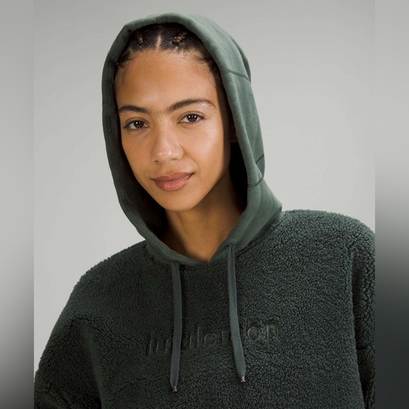 Lululemon Textured Fleece Embroidered
Logo Hoodie Smoked Spruce - Picture 4 of 9